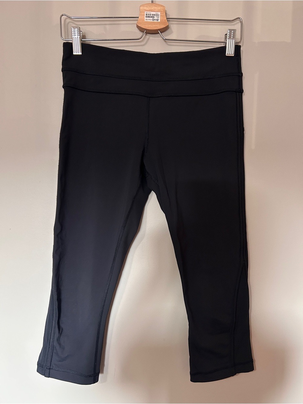 Lululemon Up The Pace Crop Leggings sz 6 - Picture 4 of 9